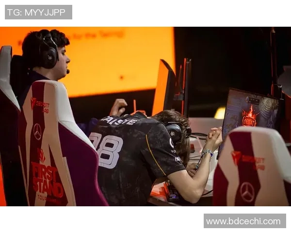 聚焦英雄联盟TES战队选手个人能力的全面分析与发展潜力探讨